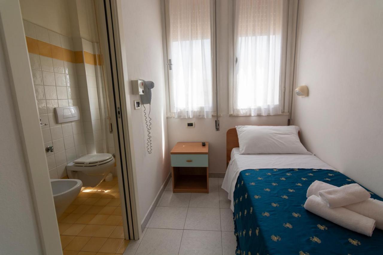 Hotel Atlas Cesenatico Kültér fotó