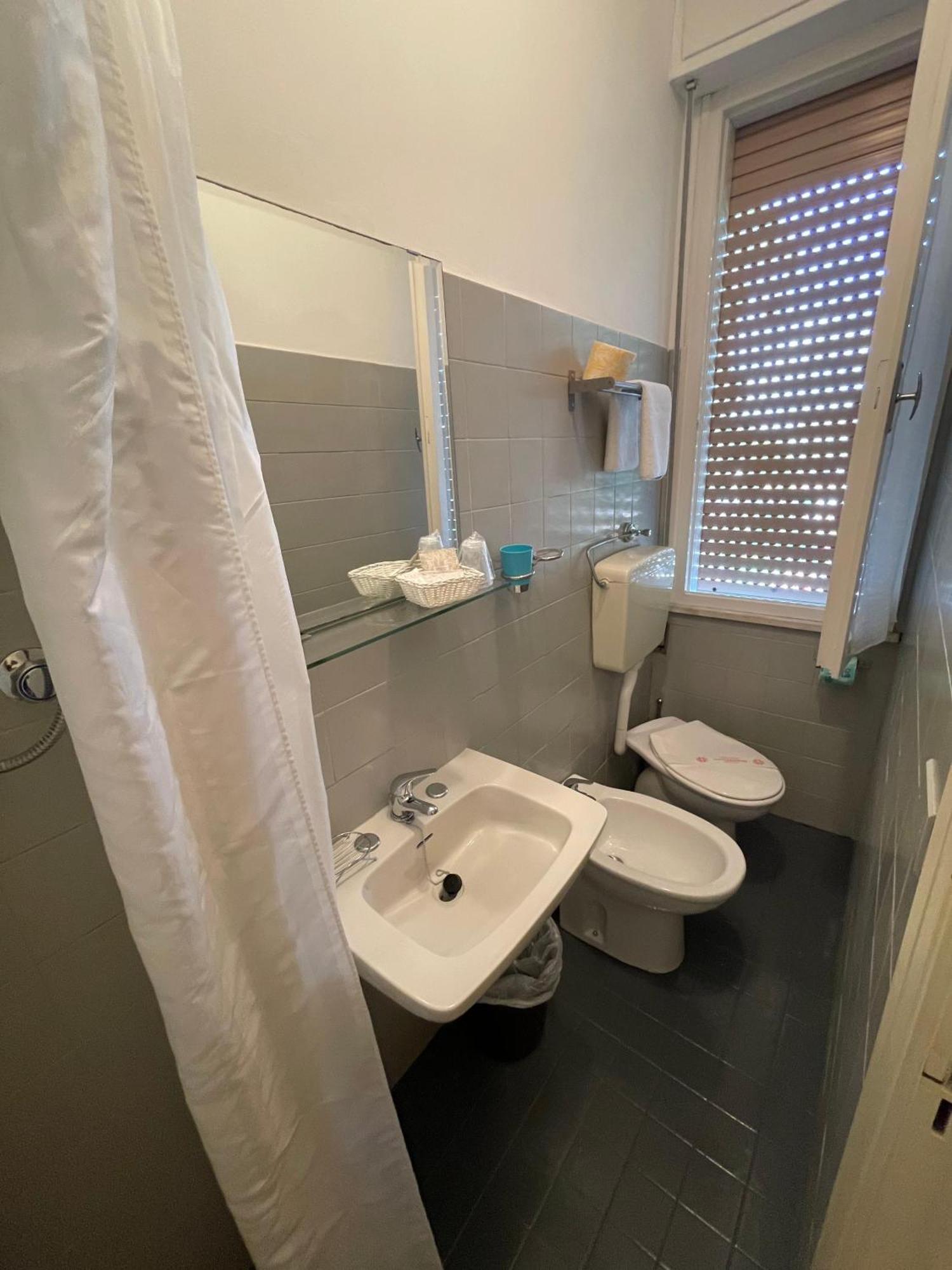 Hotel Atlas Cesenatico Szoba fotó